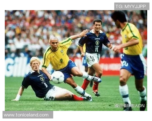 1998年世界杯决赛法国队逆袭巴西队夺冠的传奇时刻与历史意义 1998年世界杯决赛法国队逆袭巴西队夺冠的传奇时刻与历史意义